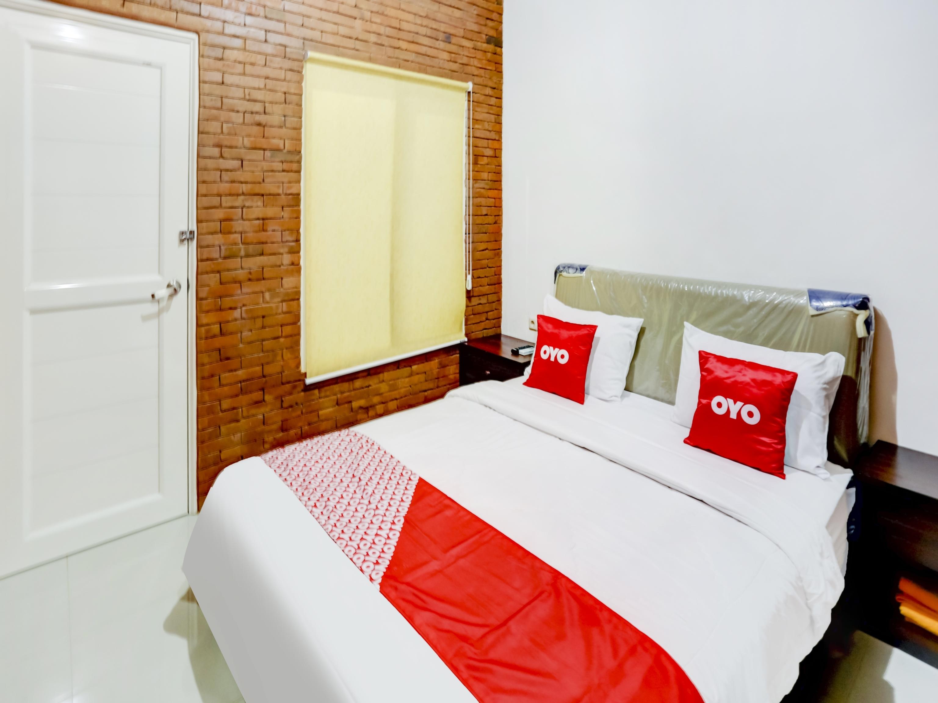 Oyo 90066 Tobana Pejaten House Jakarta Kültér fotó