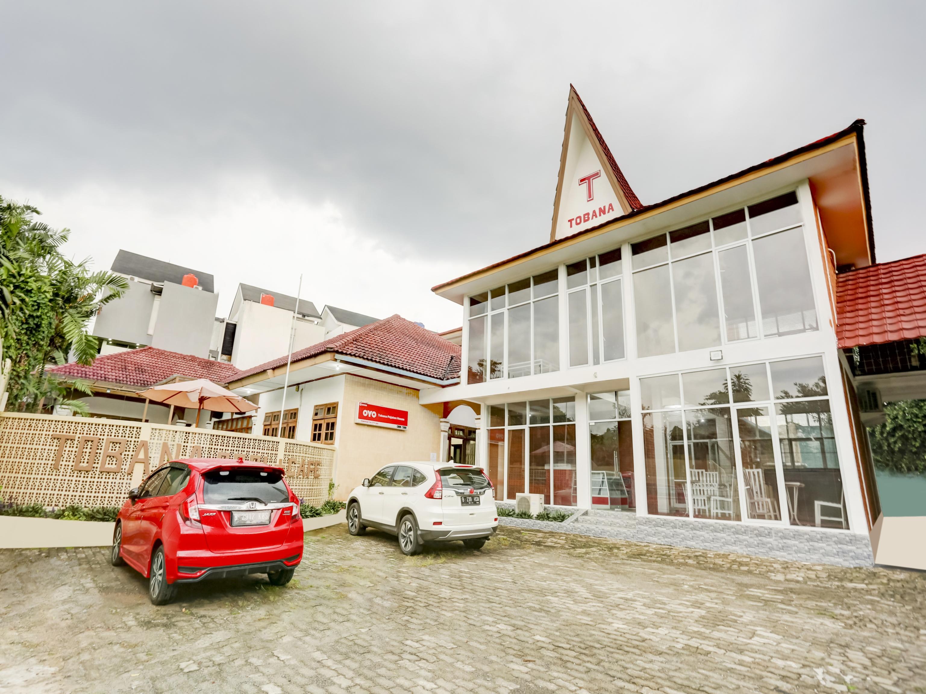 Oyo 90066 Tobana Pejaten House Jakarta Kültér fotó