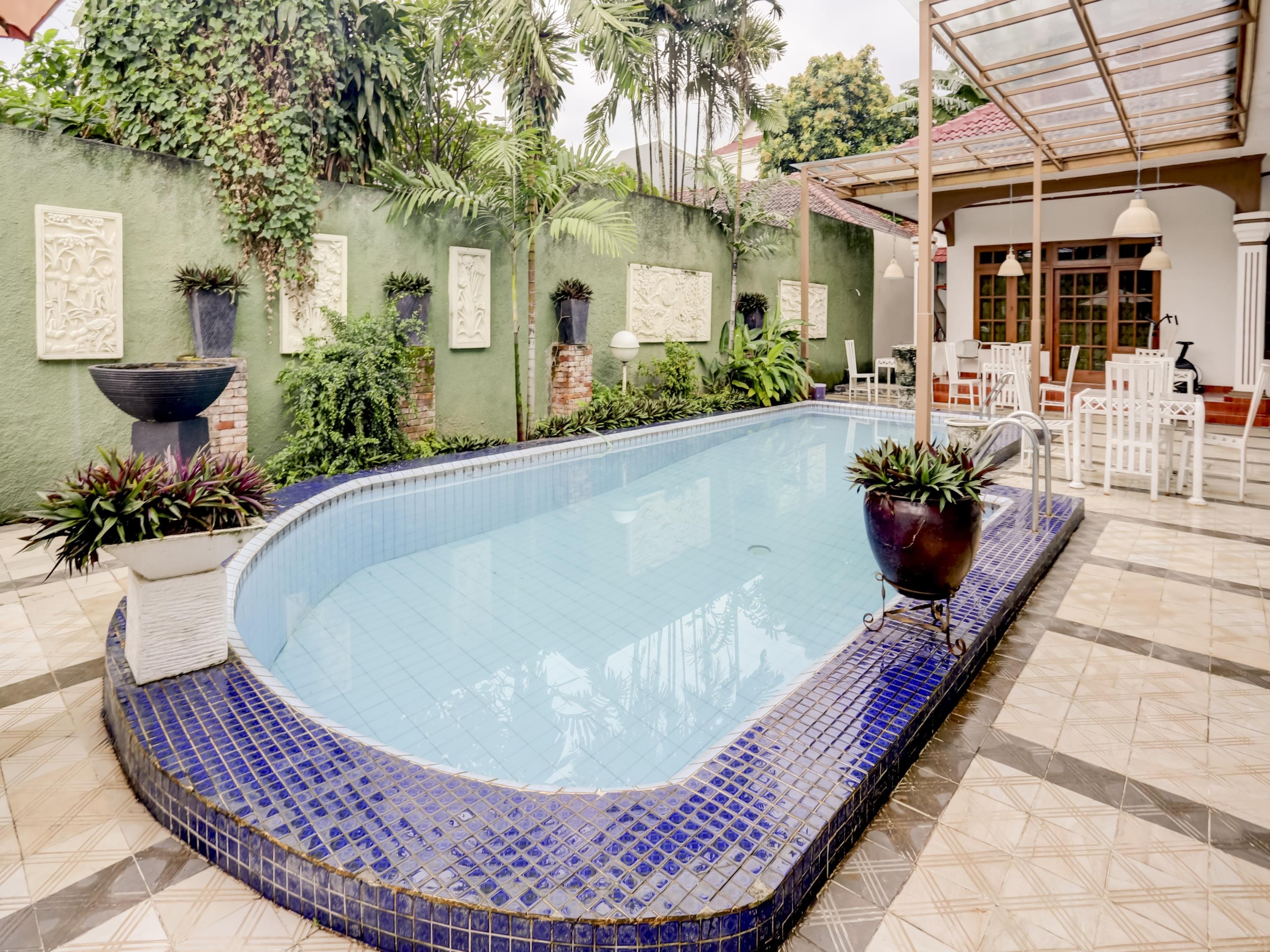 Oyo 90066 Tobana Pejaten House Jakarta Kültér fotó