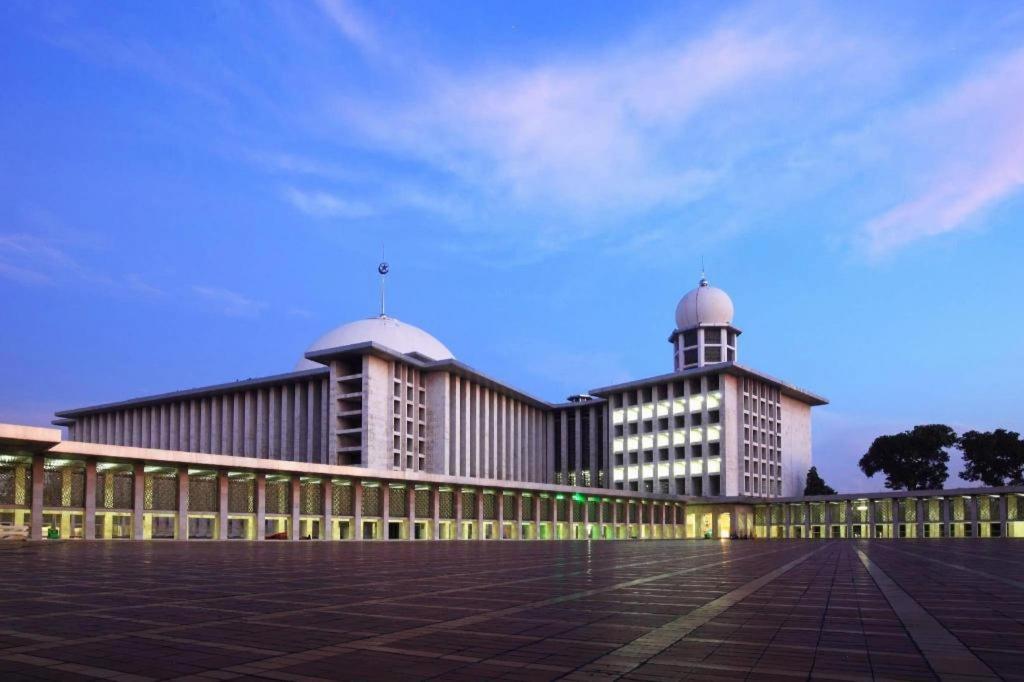 Oyo 90066 Tobana Pejaten House Jakarta Kültér fotó